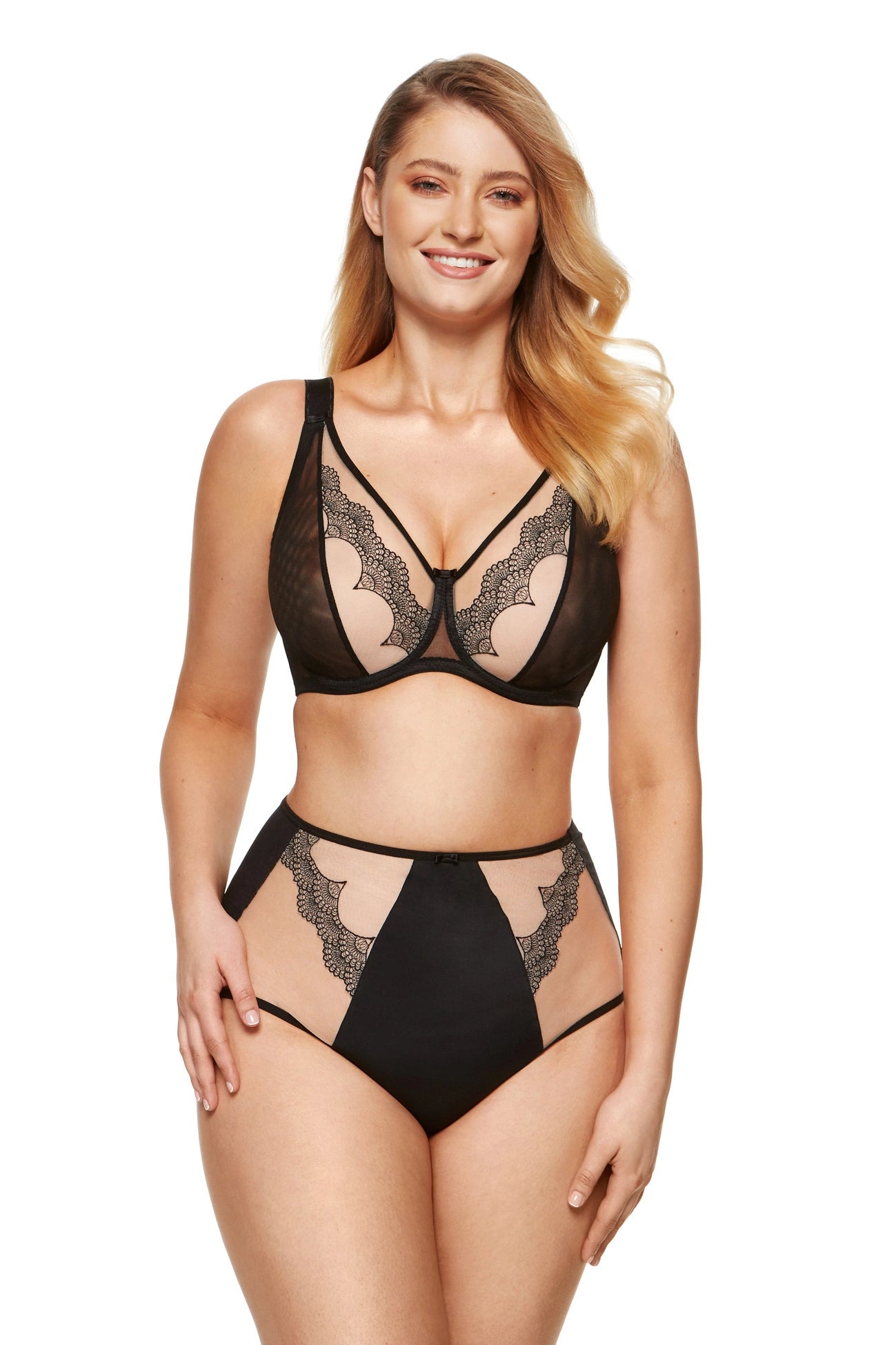Heidi high-waisted embroidered briefs black (Discount Group B) | Gorteks | MySalvio
