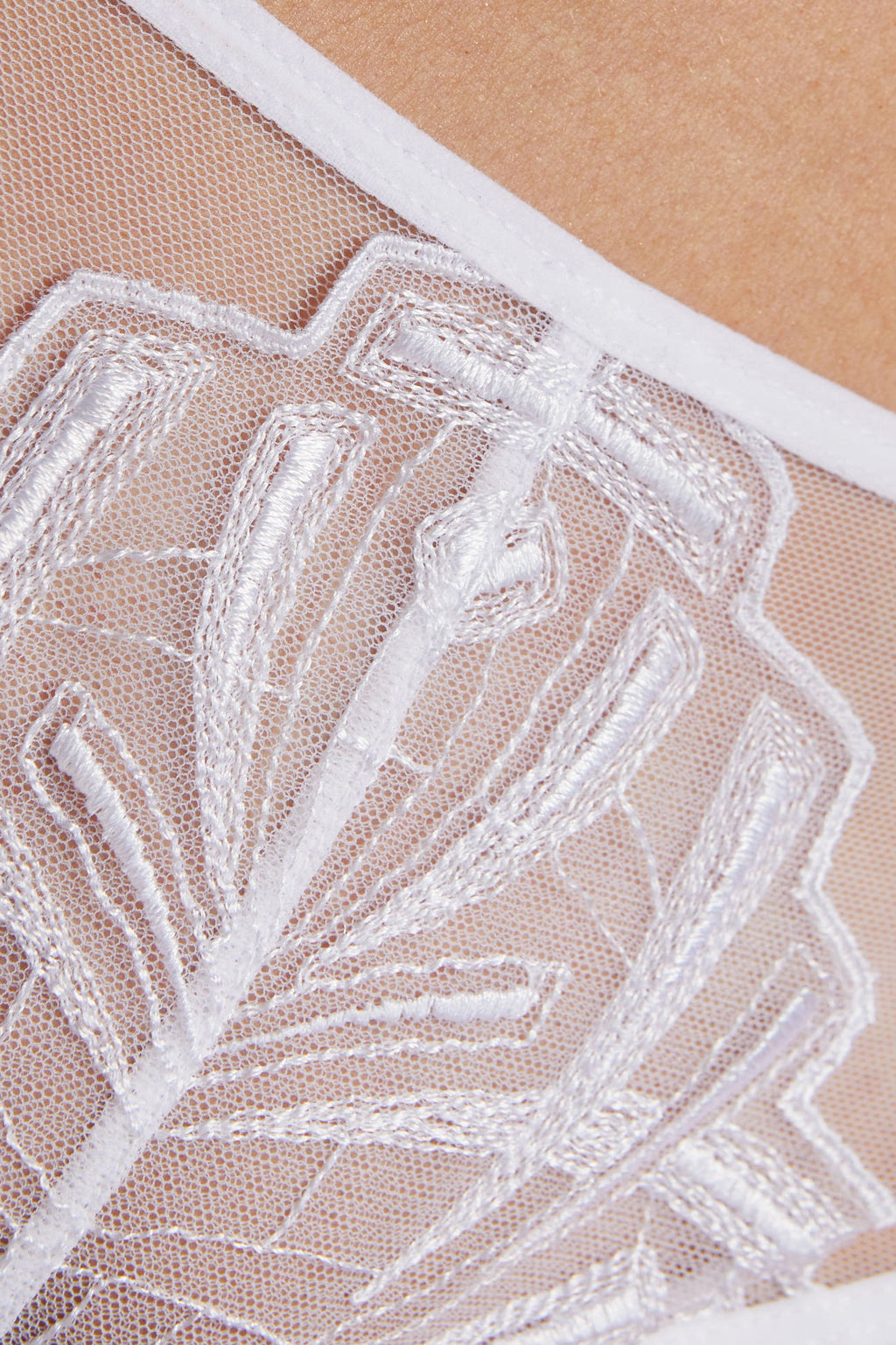 Angel white embroidered thongs (Discount Group B) | Gorteks | MySalvio