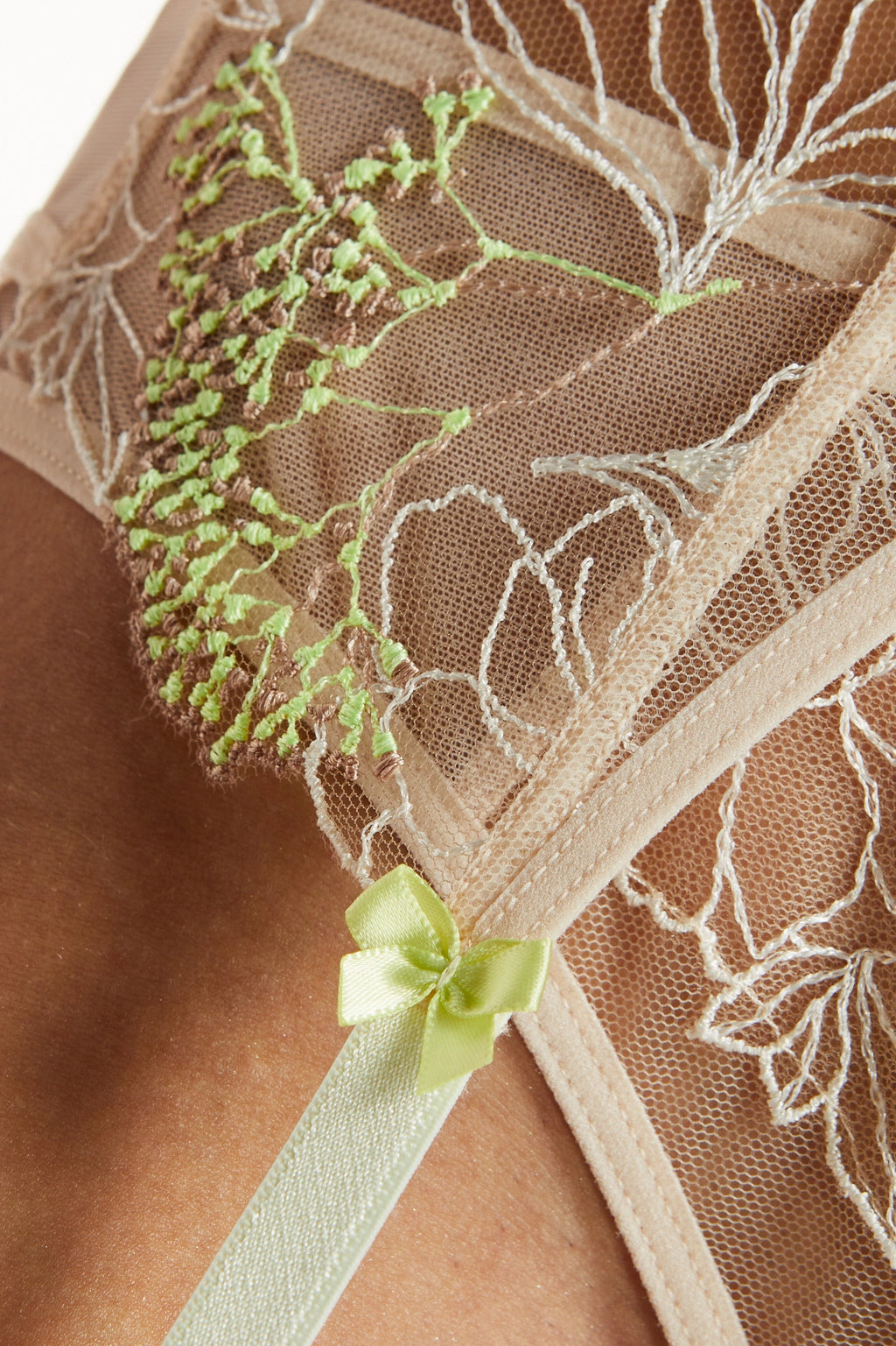 Soleil garter belt with embroidery and tulle (Discount Group B) | Gorteks | MySalvio
