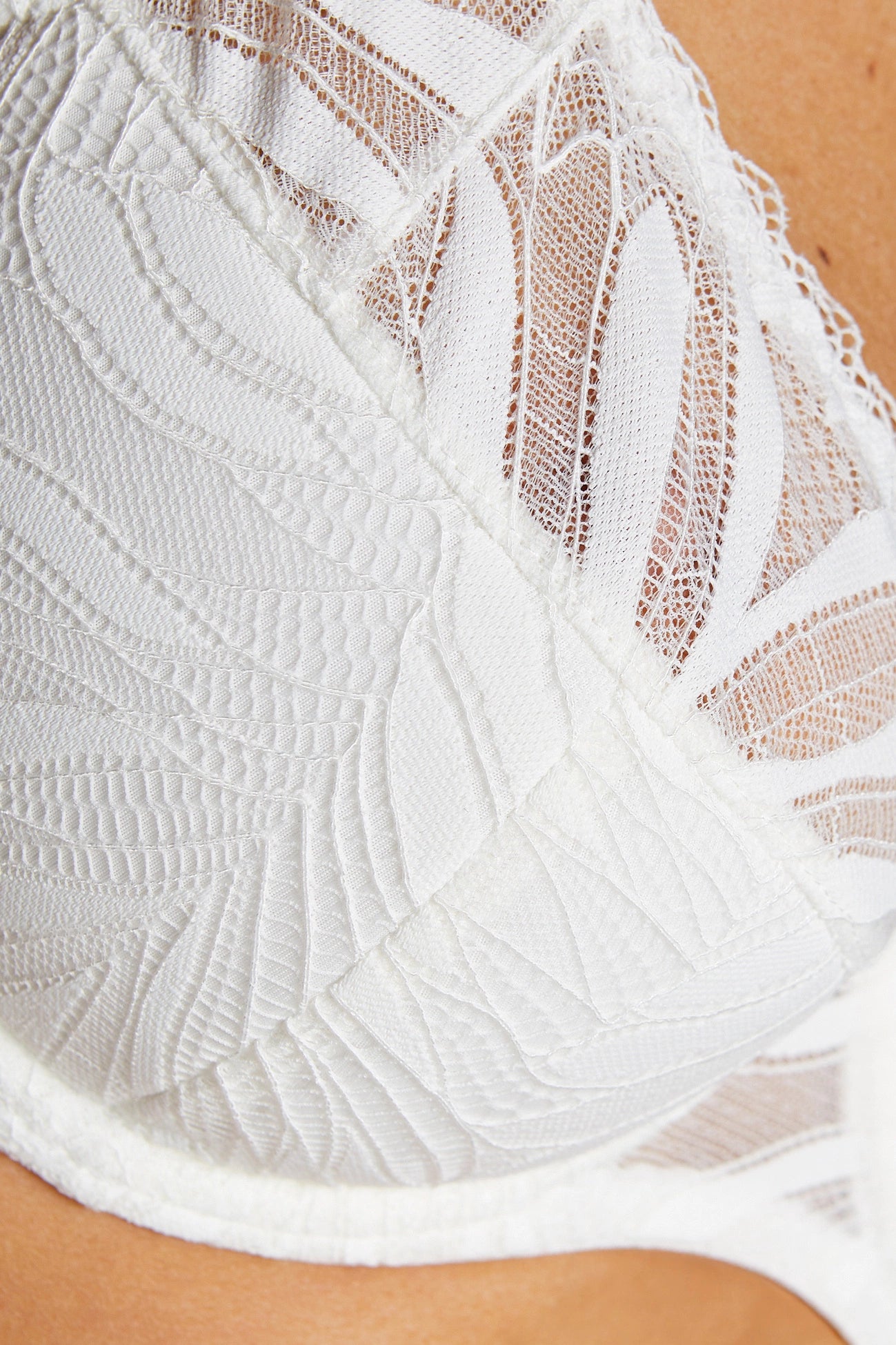 Eclipse semi-padded bra cream (Discount Group A) | Gorteks | MySalvio